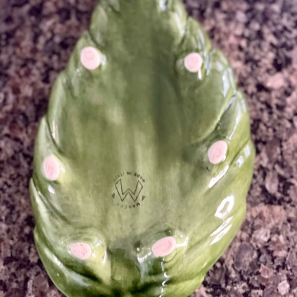 Italian Green Leaf-Shaped Ceramic Dish - Picture 11 of 11